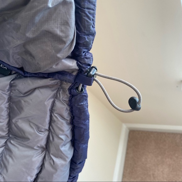 LL Bean Men's Ultralight 850 Down Jacket Large good used condition navy blue - Picture 12 of 13